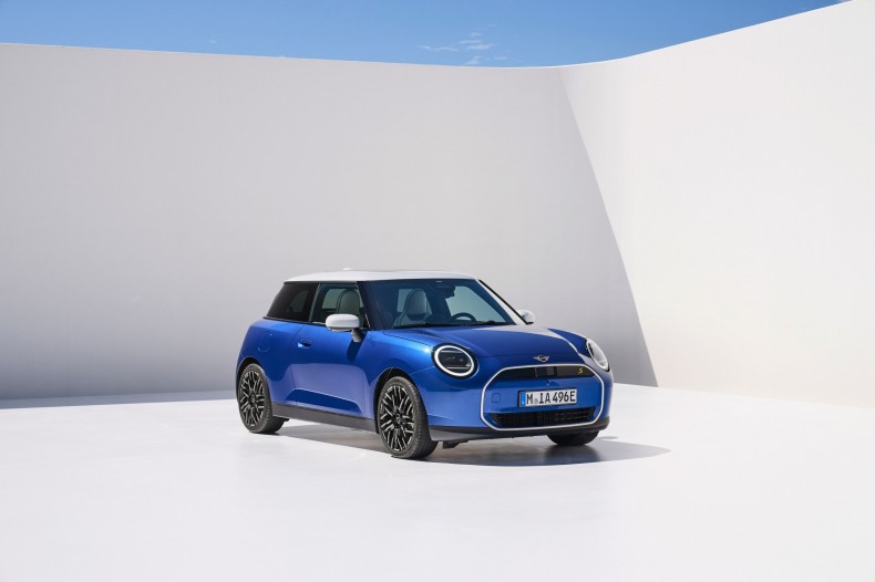 Elektrická okna: Komfort a pohodlí moderního automobilu () Elektrická okna: Komfort a pohodlí moderního automobilu